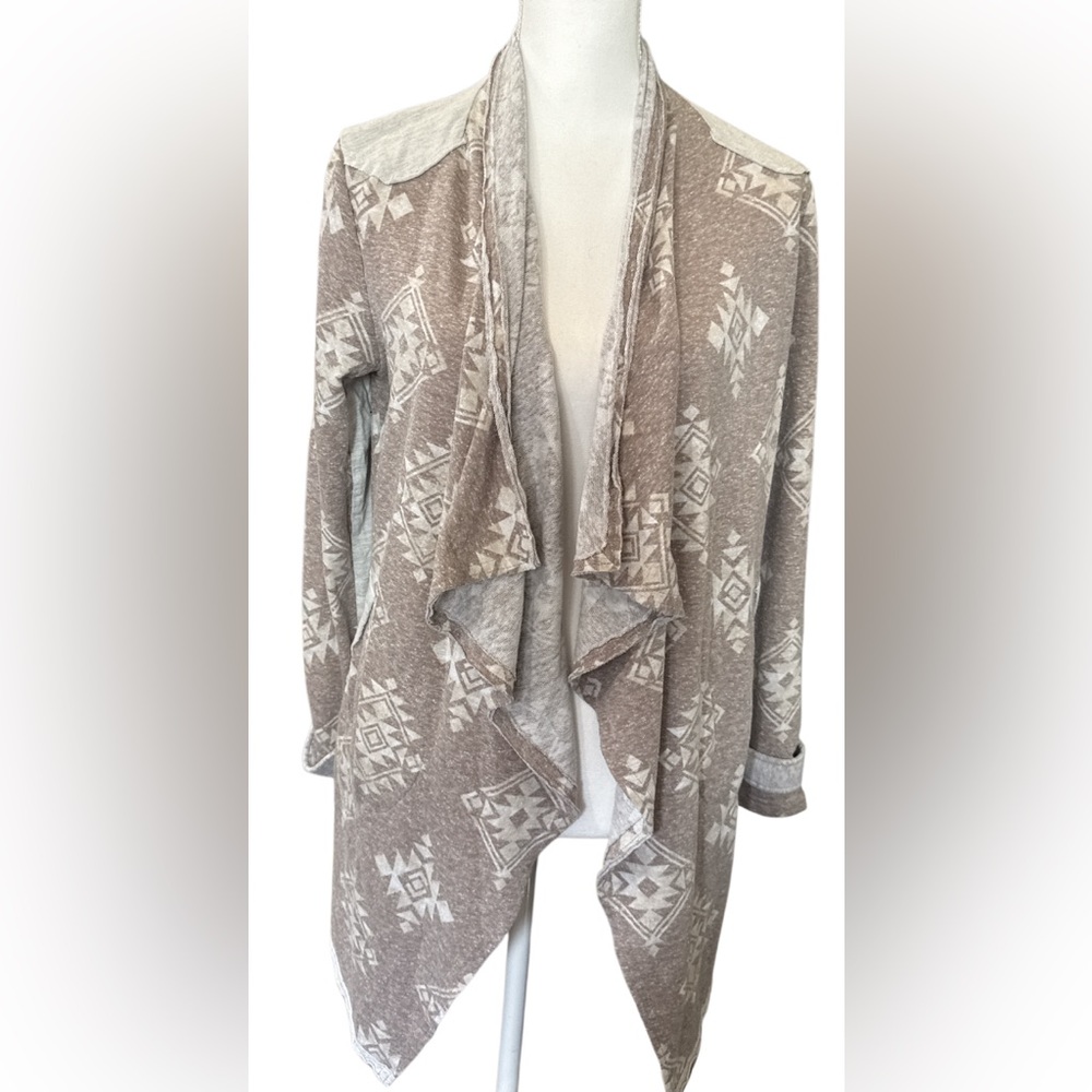Miss Me Taupe and Cream Patterned Cardigan size S
